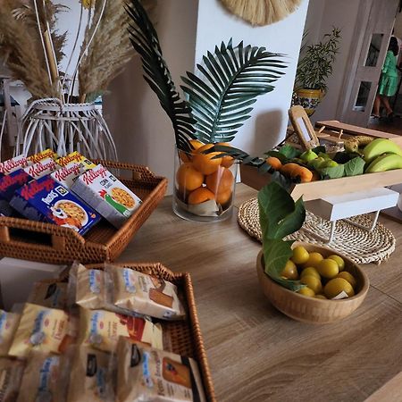 Villa Bina Sea Hotel Sant'Angelo  Екстериор снимка