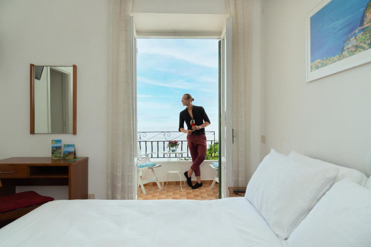 Villa Bina Sea Hotel Sant'Angelo  Екстериор снимка