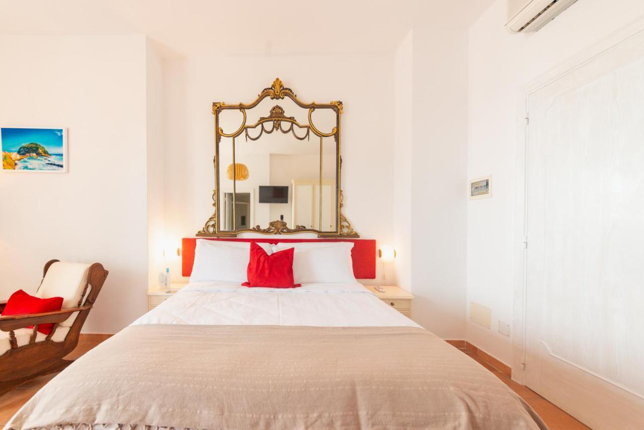 Villa Bina Sea Hotel Sant'Angelo  Екстериор снимка
