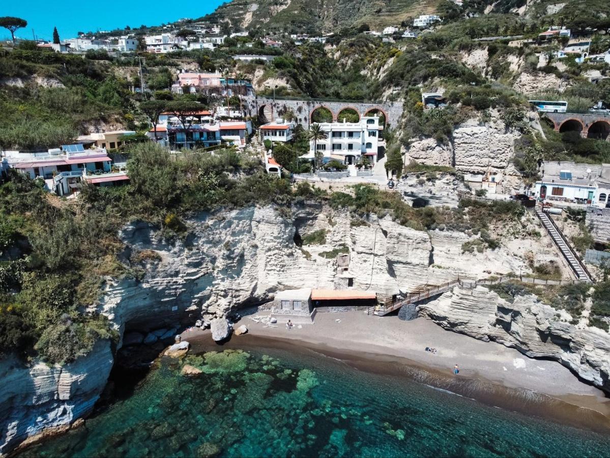 Villa Bina Sea Hotel Sant'Angelo  Екстериор снимка