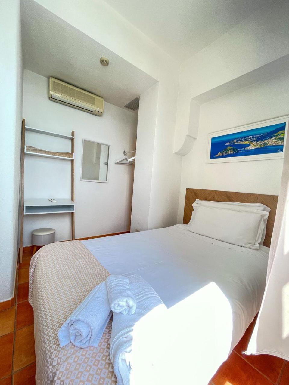 Villa Bina Sea Hotel Sant'Angelo  Екстериор снимка